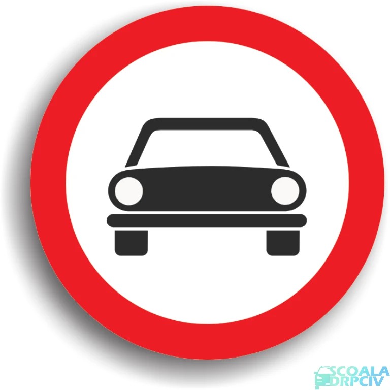Accesul interzis autovehiculelor cu exceptia motocicletelor fara atas